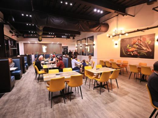 Turmeric Dining Photo 4