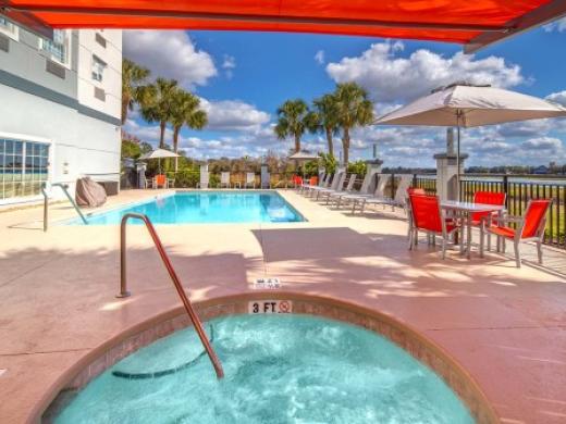 Outdoor Lakefront Pool and Spa with the best pool views Photo 7