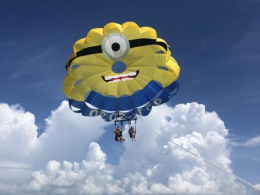 Parasailing - An unforgettable parasailing experience high above the turquoise waters of Siesta Key. Guests enjoy breathtaking Gulf views, exciting takeoffs and landings, and family-friendly advent... Photo 3