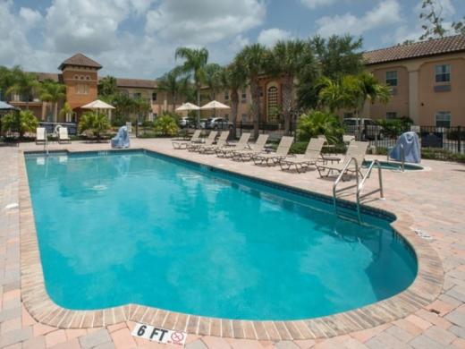 3669_640x480.jpg - Pool - Homewood Suites by Hilton Sarasota Photo 2