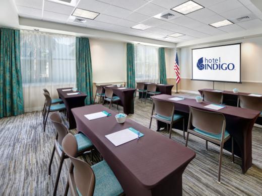 Hotel Indigo Sarasota Meeting Space Photo 4