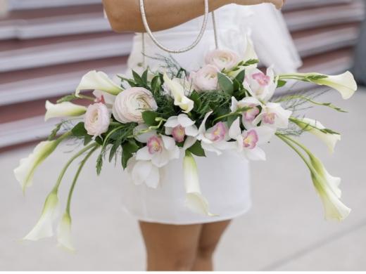 Luxury Floral Bridal Purse - Elegant floral bridal purse featuring Phalaenopsis orchids Calla lilies ,and premium greenery, handcrafted for sophisticated luxury weddings Photo 5