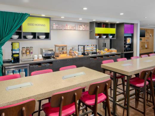 Breakfast Area Photo 3