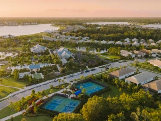 15+ Villages - Aerial of Lakewood Ranch Village Photo 7