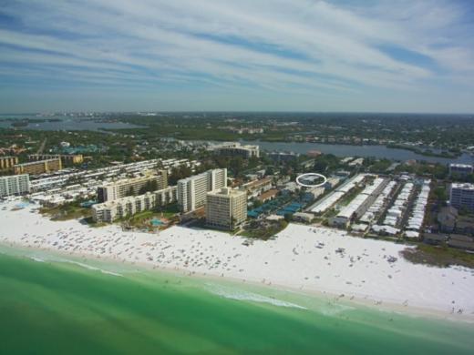 3525_724x480.jpg - View from above the water Photo 5