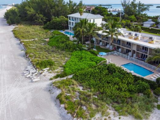 Beachfront Resorts on Longboat Key Photo 11