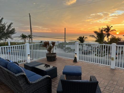 Beachfront Resorts on Anna Maria Island Photo 10