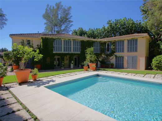 Vacation Rental Homes Photo 10