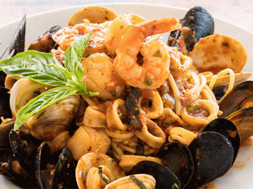 Linguine Scoglio - Linguine Scoglio: Linguine with shrimp, scallops, mussels, clams, and calamari in spicy marinara sauce Photo 16