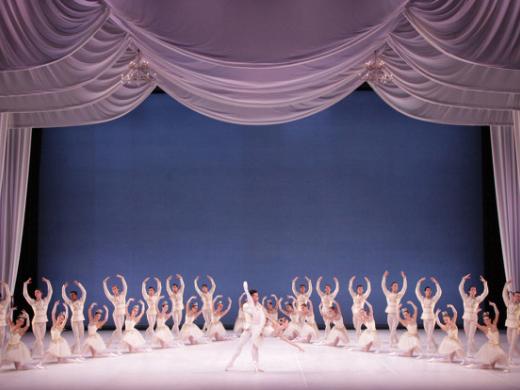 The Sarasota Ballet in George Balanchine's Diamonds, Jewels - Photo Frank Atura - The Sarasota Ballet in George Balanchine's Diamonds, Jewels - Photo Frank Atura Photo 4