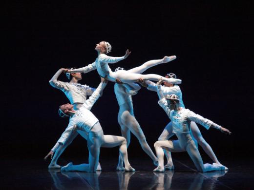 The Sarasota Ballet in Sir Frederick Ashton's Sinfonietta - Photo Frank Atura - The Sarasota Ballet in Sir Frederick Ashton's Sinfonietta, featured dancer Victoria Hulland - Photo Frank Atura Photo 5