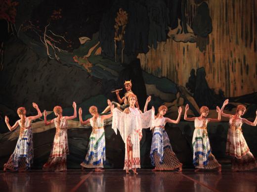 The Sarasota Ballet in Vaslav Nijinsky's Afternoon of the Faun - Photo Frank Atura - The Sarasota Ballet in Vaslav Nijinsky's Afternoon of the Faun, featured dancers Ellen Overstreet & Ricardo Rhod... Photo 10