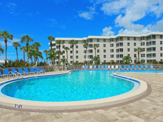 Beach Pool Photo 3