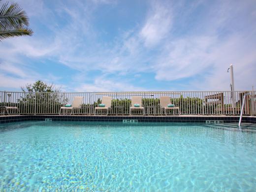 Community Pool Photo 5