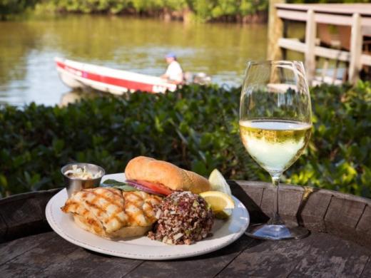 Fresh Grilled Grouper Sandwich - Fresh Grilled Grouper Sandwich with Quinoa Photo 5