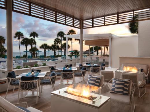 Latitudes Restaurant Outdoor Lounge Dusk Photo 29