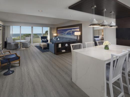 Deluxe Two-Bedroom Living area - Deluxe Two-Bedroom Suite Photo 29