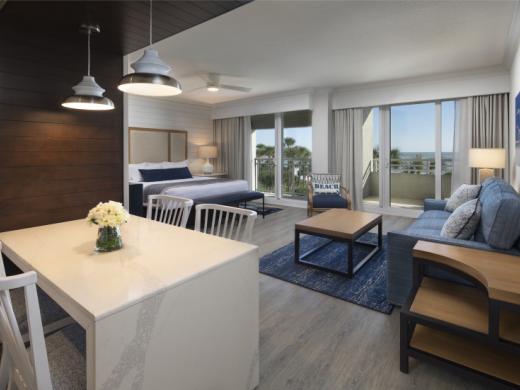 Jr. King Suite Photo 30