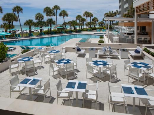 Banyan Poolside Dining Photo 31