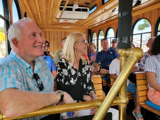 City Sightseeing Tour - Take our 90 min air-conditioned sightseeing City Tour offered daily at 10 or 1 and Learn about Sarasota's interesting history, culture, neighborhoods and things to do! Photo 2