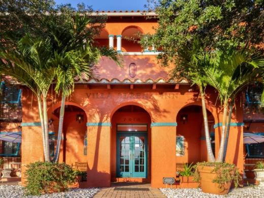 Architecture Tour - Our Architecture Tour runs on Wednesdays at 10:30AM exploring Sarasota's Art Deco, Mid Century Modern and Mediterranean Architecture styles of buildings. Photo 7