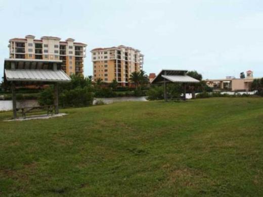 1298_640x481.jpg Photo 2