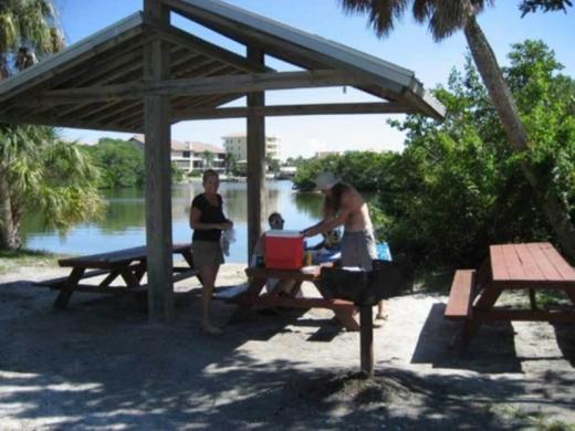 1222_640x481.jpg Photo 3