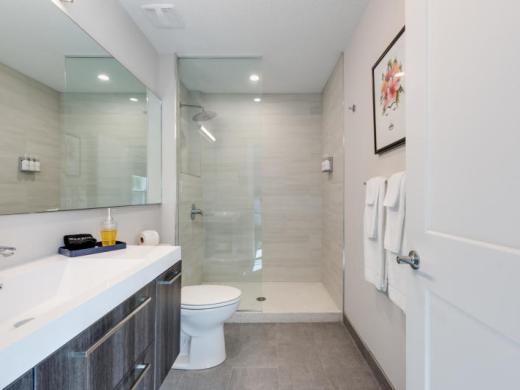 Bathroom - Bathroom Photo 3