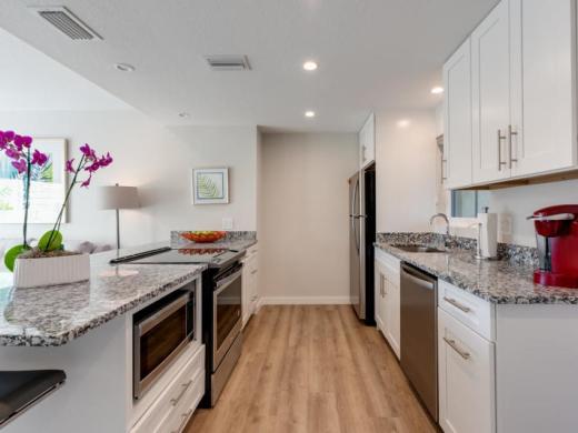 Ktichen - Kitchen Photo 10