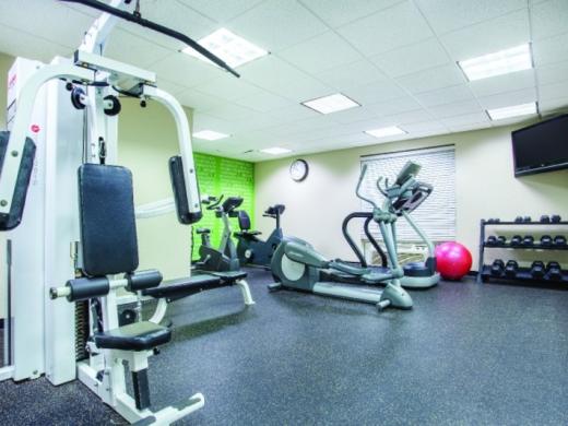 7641_720x480.jpg - Fitness Center Photo 13