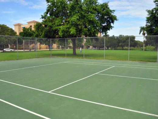 Pioneer Park - Open Tennis Courts Photo 3
