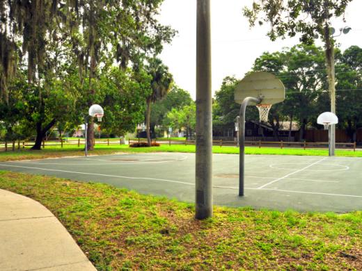 Pioneer Park Basketball Courts - Join us for a game of basketball! Photo 4
