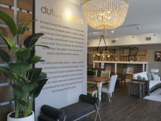 Showroom Entrance Photo 3