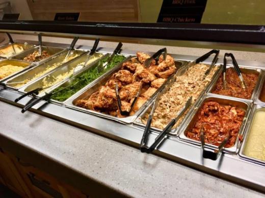 Der Dutchman Buffet dining is available for breakfast, lunch and dinner. - Savor our authentic flavors, from slow-roasted meats to freshly baked pies and pastries. Enjoy full-service or buffet dining. Photo 2