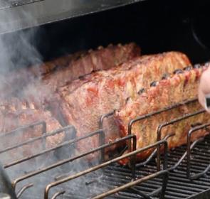 A-finger-lickin-good-time--Suncoast-BBQ-and-Bluegrass-Bash_0.jpg