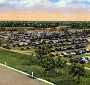 Tin Can Tourists attending Red Sox spring training game courtesy State Archives of Florida.jpg