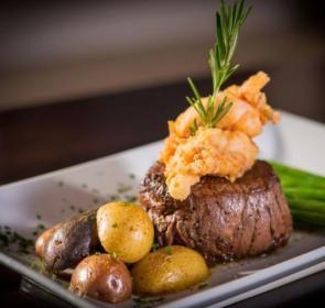 chaz-51-bistro-2651-49c129d4de93323767bb69e73119de0f.jpg