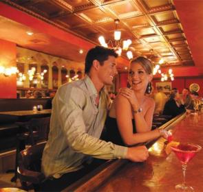 nightlife1_0.jpg nightlife1_0.jpg