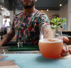 Boo's Ice House & Dog Bar