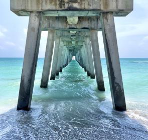 venice fishing pier in florida