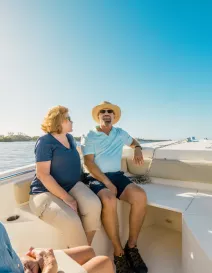couple renting boat in sarasota
