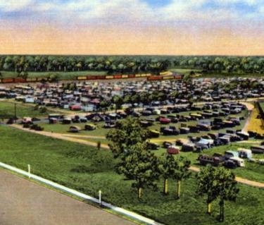 Tin Can Tourists attending Red Sox spring training game courtesy State Archives of Florida.jpg