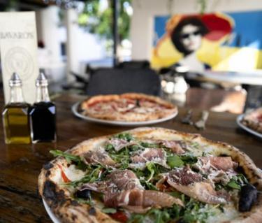 Bavaro's Pizza Napoletana