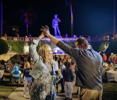 sarasota nightlife scene at the ringling