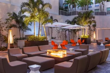 aloft sarasota