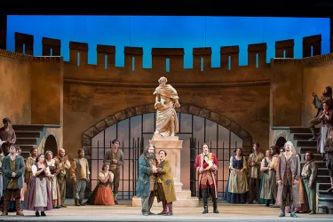 11-Final-scene-from-Beethovens-FIDELIO_Photo-by-Rod-Millington__MilesOPT.jpg