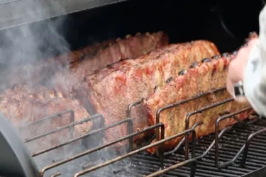 A-finger-lickin-good-time--Suncoast-BBQ-and-Bluegrass-Bash_0.jpg