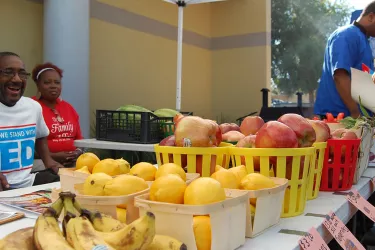 NewtownFarmersMarketNateWillis__2017Opt.jpg