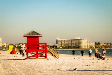 RS1347_SiestaKeyLifeGuardStands021115_02-scr__2017Opt.jpg