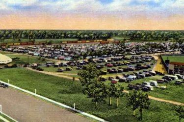 Tin Can Tourists attending Red Sox spring training game courtesy State Archives of Florida.jpg